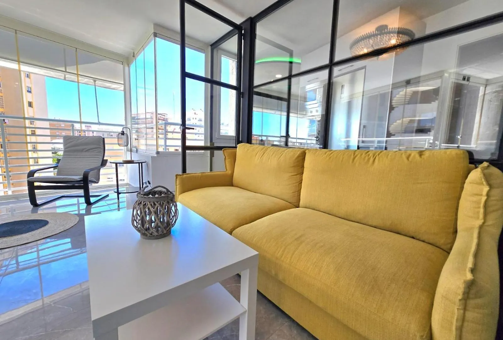 Crystal Elegance City Center Apartment With Seasonal Pool Torremolinos