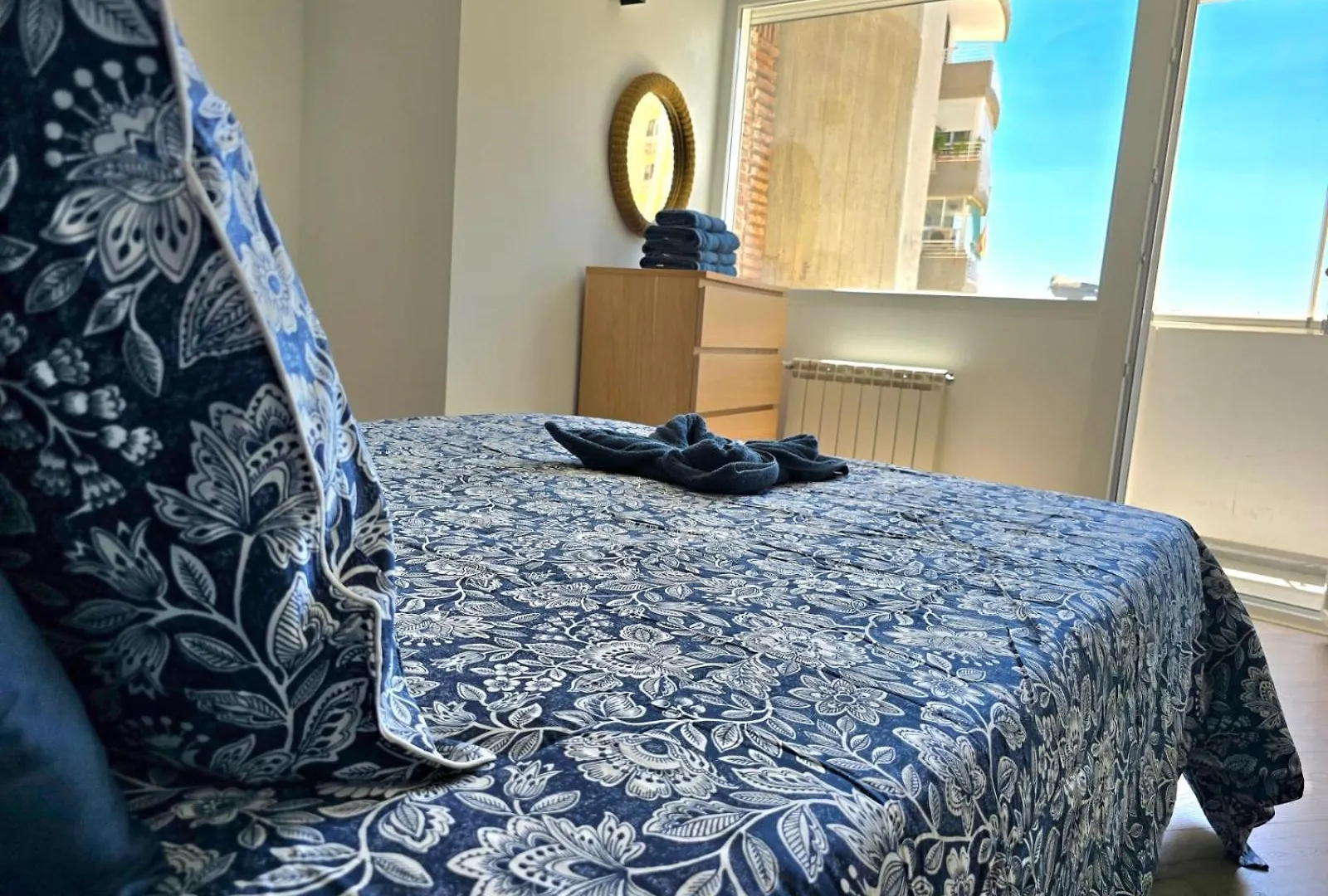 Crystal Elegance City Center Apartment With Seasonal Pool Torremolinos 0*,  Spain