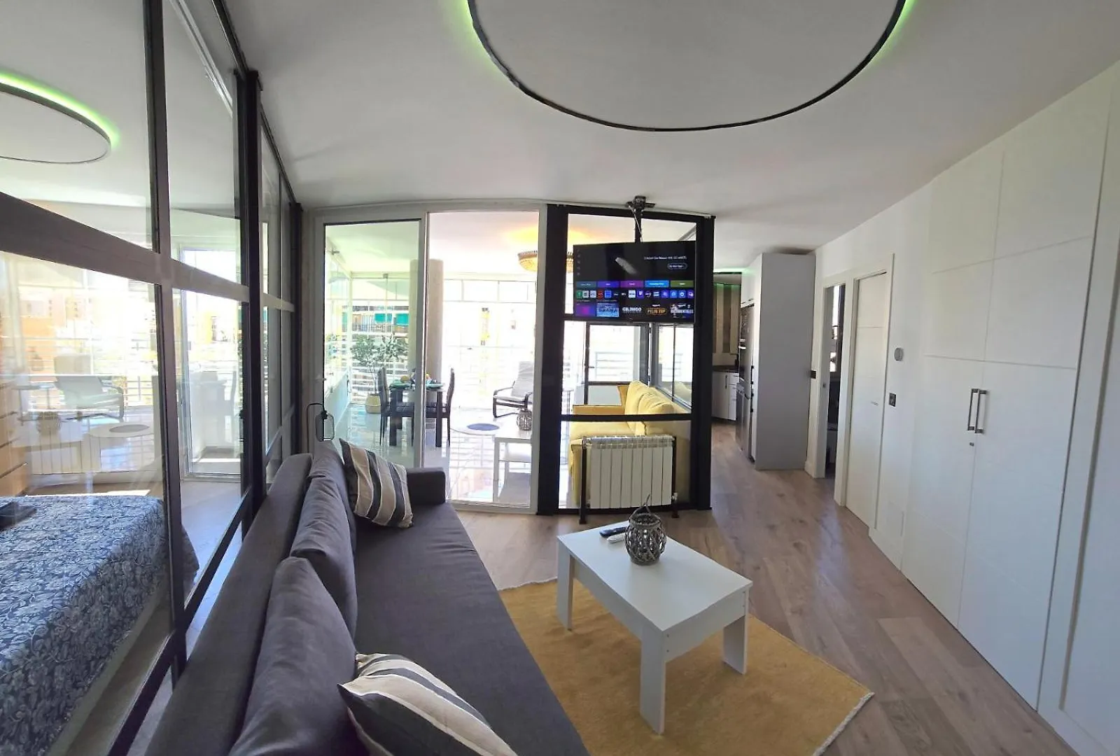 Crystal Elegance City Center Apartment With Seasonal Pool Torremolinos Spain