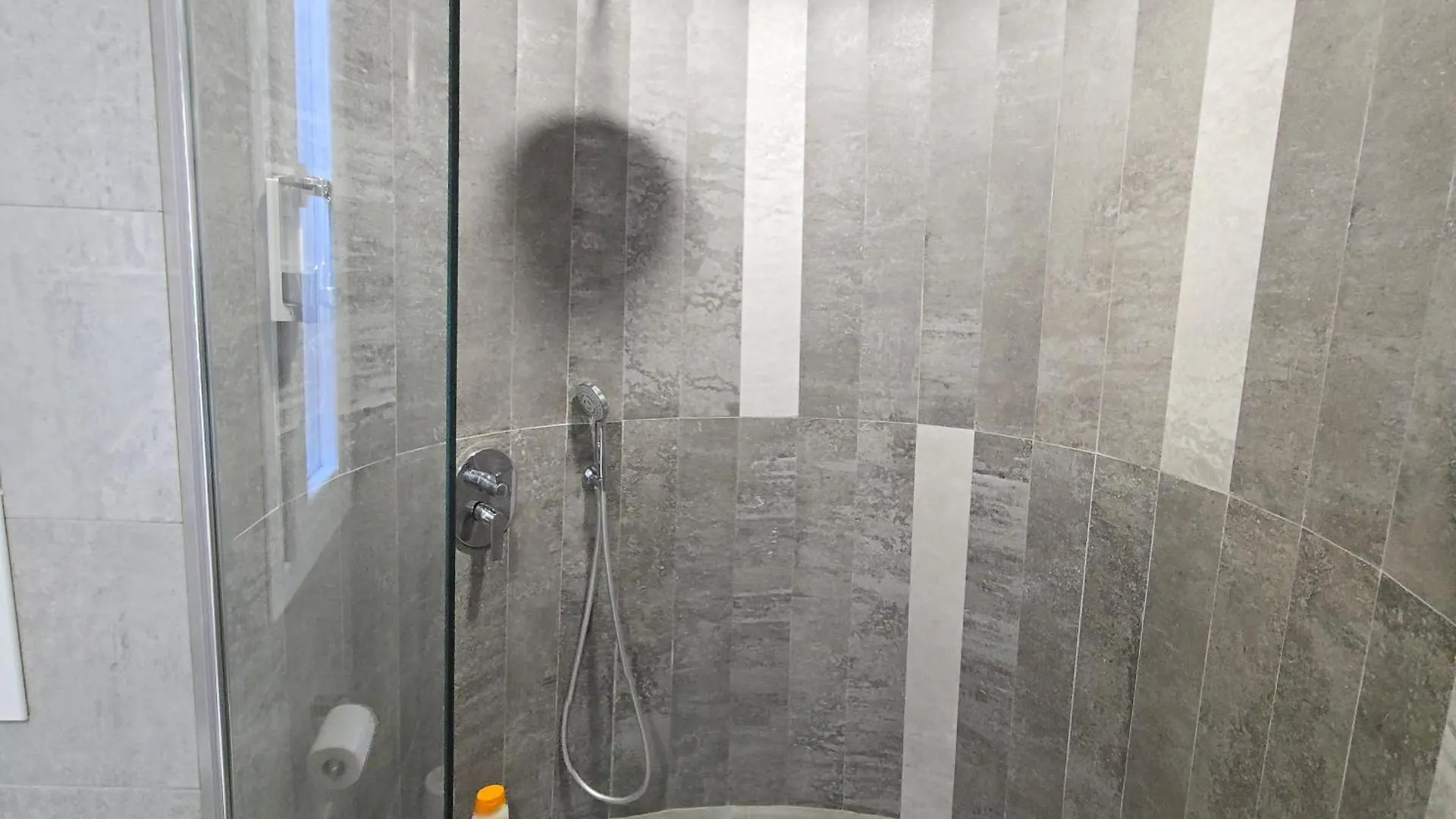 Crystal Elegance City Center Apartment With Seasonal Pool Torremolinos